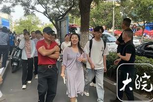 名记评洛城德比：湖人的阵容平衡性更好 可能该多给克里斯蒂时间